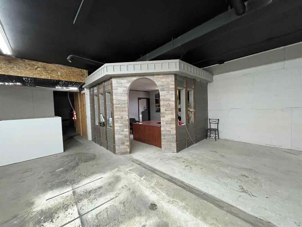 MLS® A2122189 - 5026 51st Avenue   in NONE High Prairie, Commercial