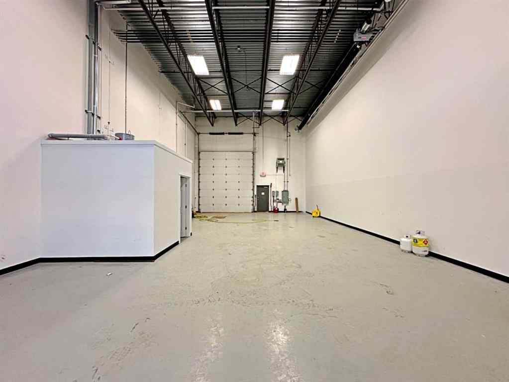 MLS® A2122311 - Unit #206 400 Mackenzie Boulevard  in Mackenzie Park Fort McMurray, Commercial