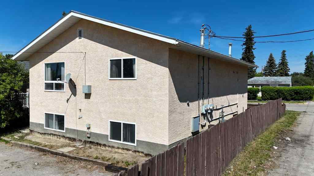 MLS® A2123708 - 5015 7 Avenue  in Edson Edson, Multi-Family