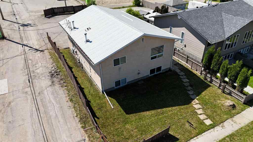 MLS® A2123708 - 5015 7 Avenue  in Edson Edson, Multi-Family