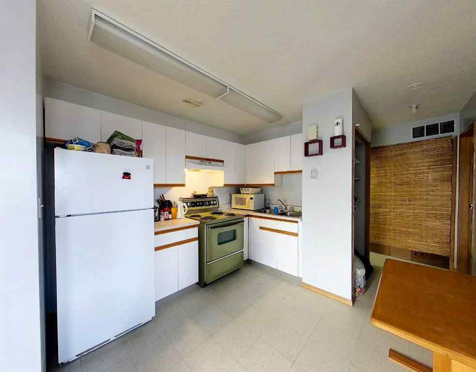 MLS® A2123708 - 5015 7 Avenue  in Edson Edson, Multi-Family