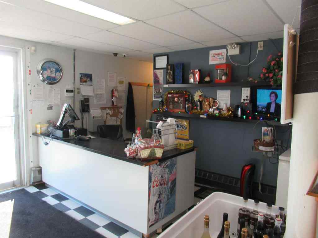 MLS® A2124061 - Unit #5007 50 Street   in NONE Eckville, Commercial