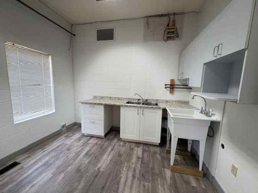 MLS® A2124751 - 4802 49 Street  in NONE Hardisty, Commercial