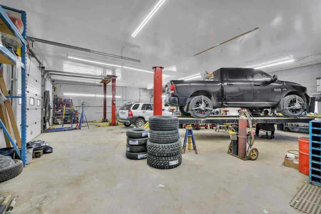 MLS® A2125902 - 5016 50 Avenue  in Downtown Sylvan Lake, Commercial