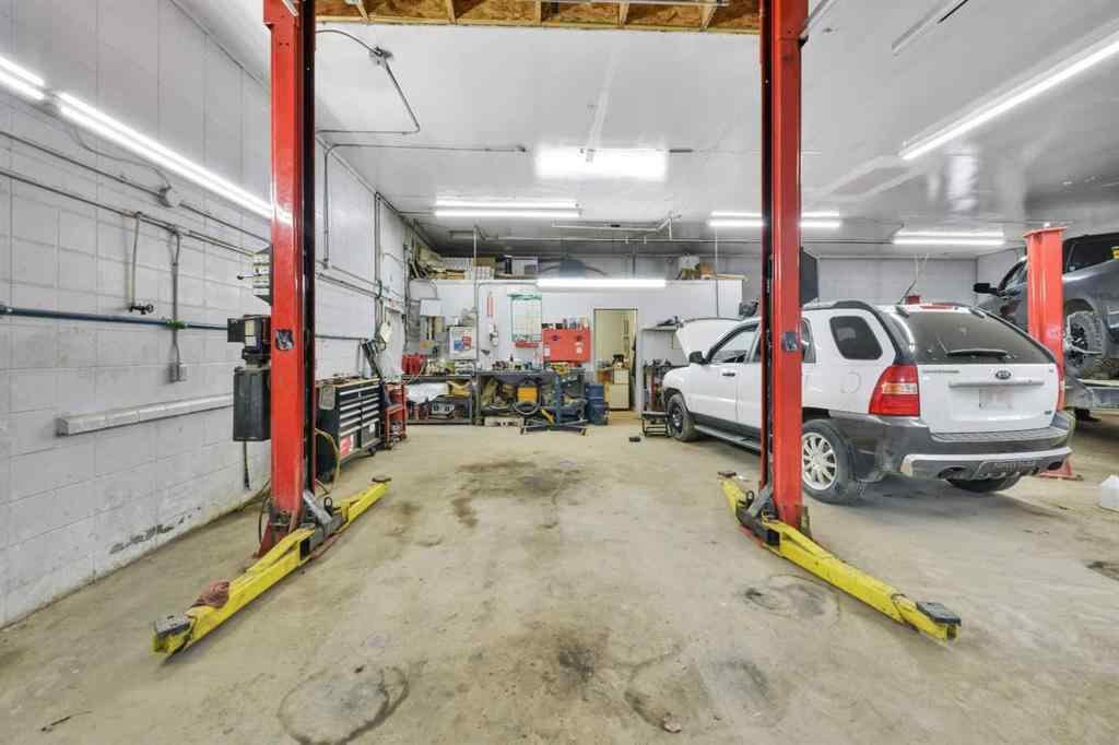 MLS® A2125902 - 5016 50 Avenue  in Downtown Sylvan Lake, Commercial