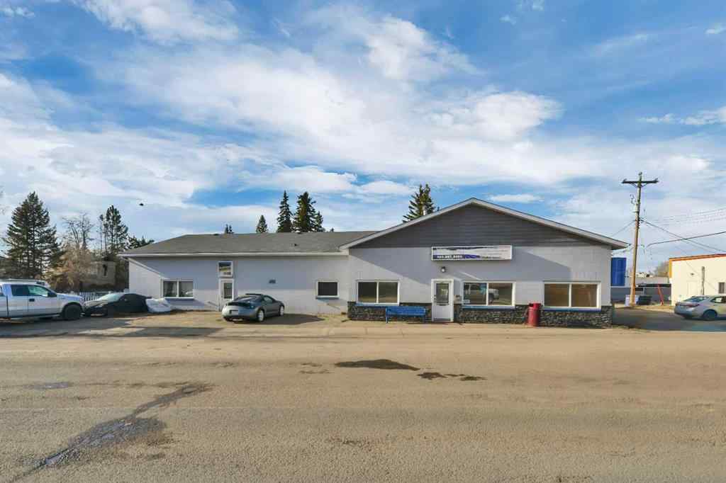 MLS® A2125902 - 5016 50 Avenue  in Downtown Sylvan Lake, Commercial