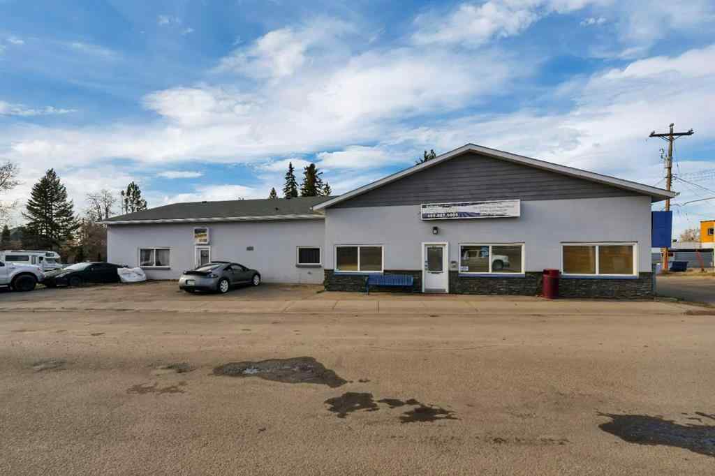 MLS® A2125902 - 5016 50 Avenue  in Downtown Sylvan Lake, Commercial