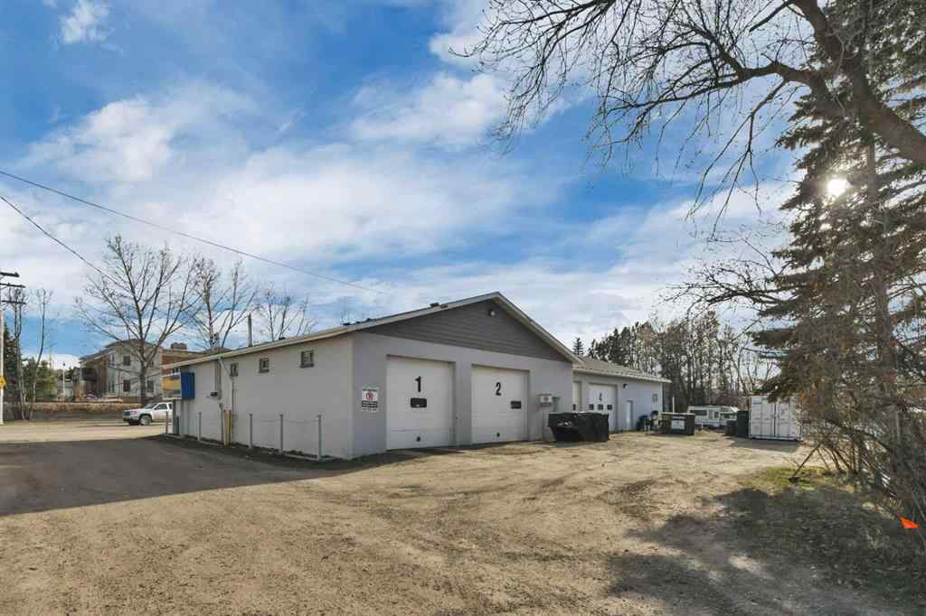 MLS® A2125902 - 5016 50 Avenue  in Downtown Sylvan Lake, Commercial