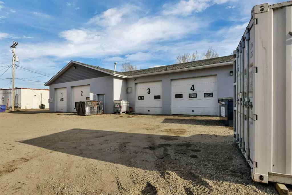 MLS® A2125902 - 5016 50 Avenue  in Downtown Sylvan Lake, Commercial