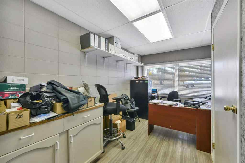 MLS® A2125902 - 5016 50 Avenue  in Downtown Sylvan Lake, Commercial
