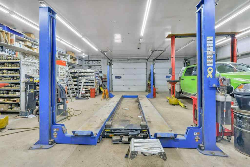 MLS® A2125902 - 5016 50 Avenue  in Downtown Sylvan Lake, Commercial
