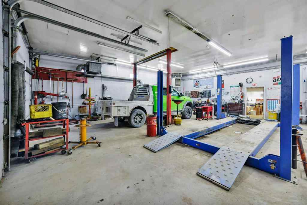 MLS® A2125902 - 5016 50 Avenue  in Downtown Sylvan Lake, Commercial