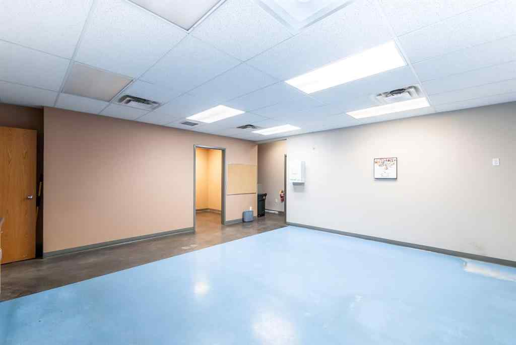 MLS® A2127332 - 662 16 Street SW in South West Industrial Medicine Hat, Commercial