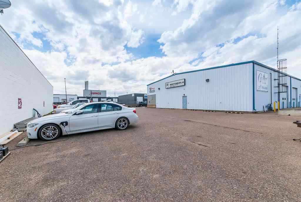 MLS® A2127332 - 662 16 Street SW in South West Industrial Medicine Hat, Commercial