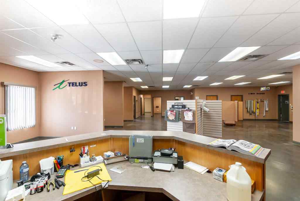 MLS® A2127332 - 662 16 Street SW in South West Industrial Medicine Hat, Commercial