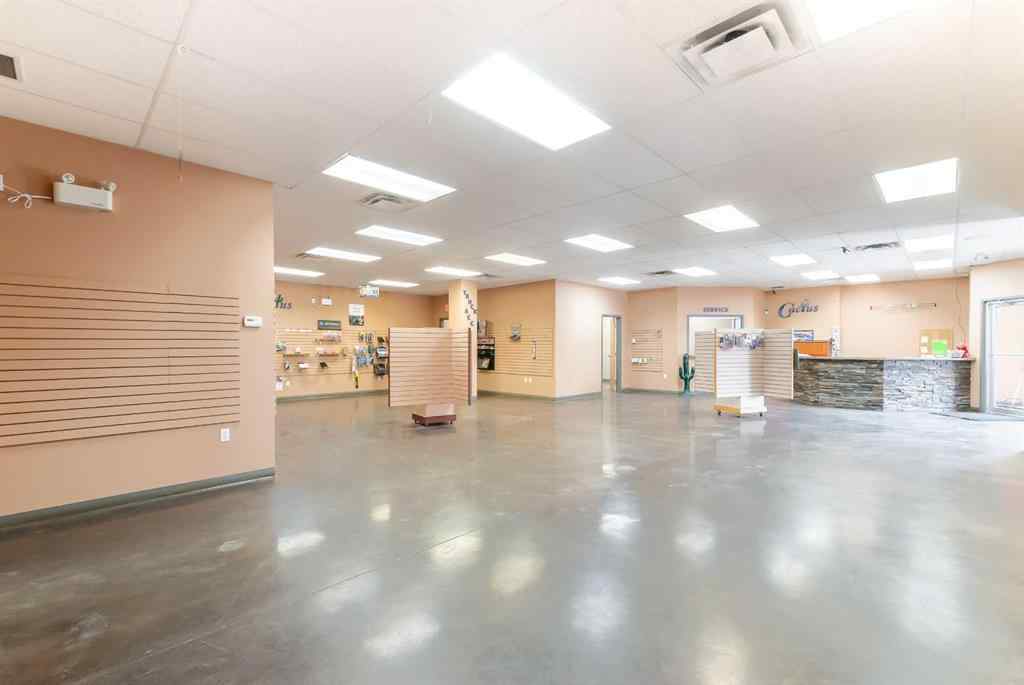 MLS® A2127332 - 662 16 Street SW in South West Industrial Medicine Hat, Commercial