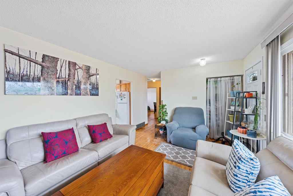 MLS® A2127353 - 207 5 Avenue SE   in NONE Manning, Residential