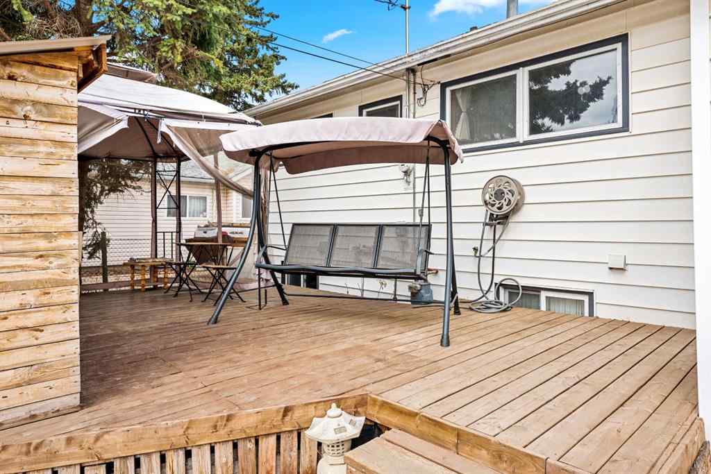 MLS® A2127353 - 207 5 Avenue SE   in NONE Manning, Residential