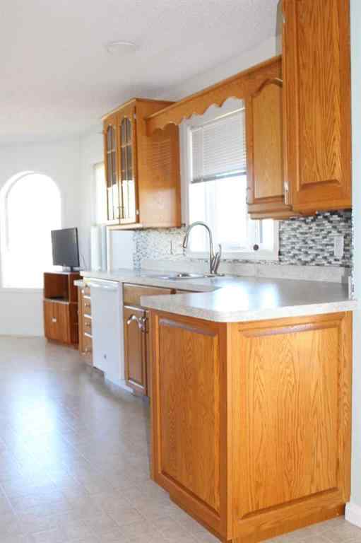 MLS® A2129998 - 503 5th Avenue  NE in NONE Manning, Residential