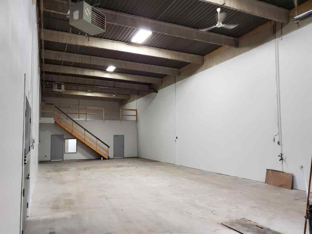 MLS® A2131915 - Unit #3 7819 50 Avenue  in Northlands Industrial Park Red Deer, Commercial