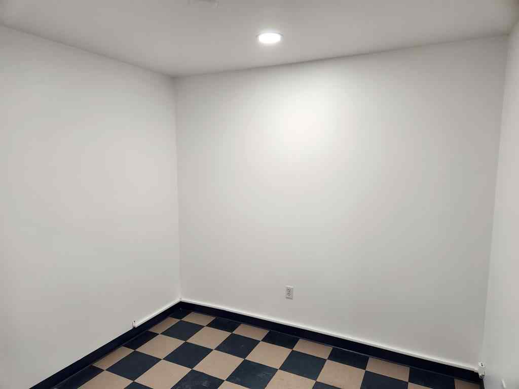 MLS® A2131916 - Unit #4 7819 50 Avenue  in Northlands Industrial Park Red Deer, Commercial