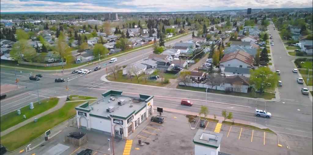 MLS® A2132668 - 10003 92 Street  in Ivy Lake Estates Grande Prairie, Commercial