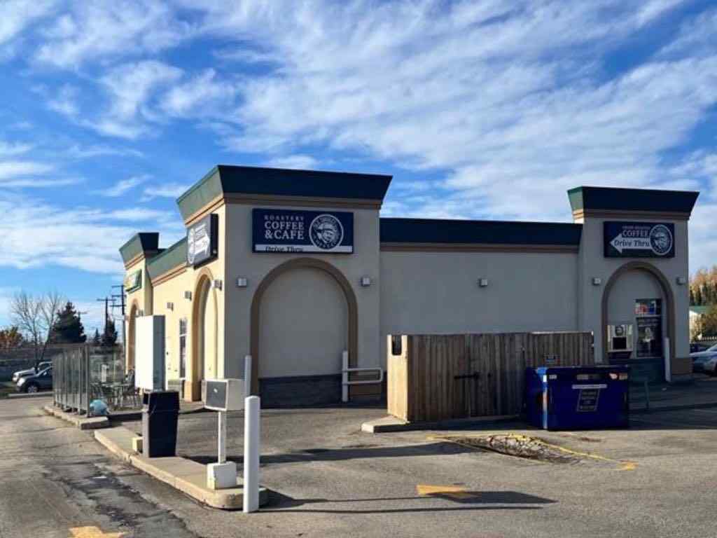 MLS® A2132668 - 10003 92 Street  in Ivy Lake Estates Grande Prairie, Commercial