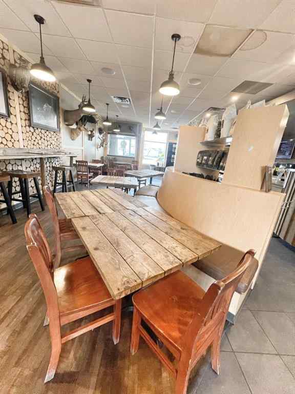 MLS® A2132668 - 10003 92 Street  in Ivy Lake Estates Grande Prairie, Commercial