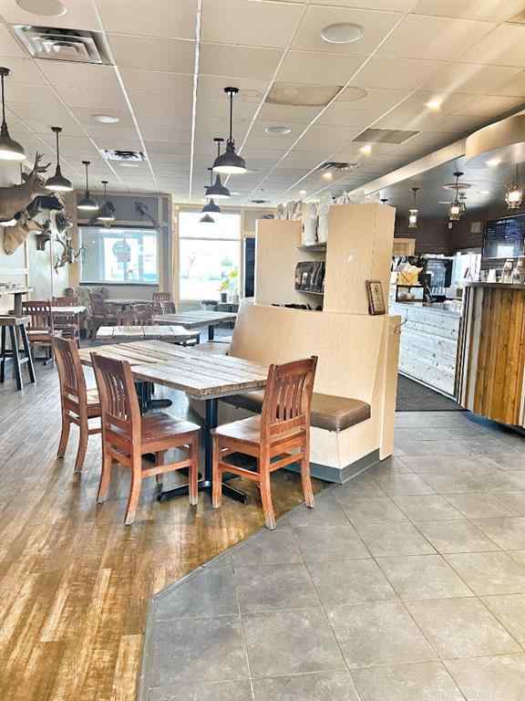 MLS® A2132668 - 10003 92 Street  in Ivy Lake Estates Grande Prairie, Commercial