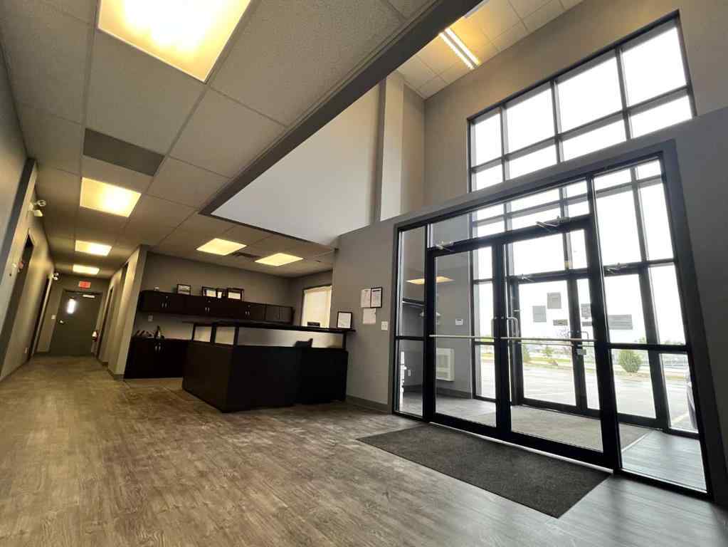 MLS® A2133648 - 7915 Quinton Drive  in Queens Business Park Red Deer, Commercial