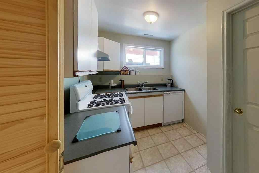 MLS® A2136267 - 5114 49 AVE   in NONE Robb, Residential