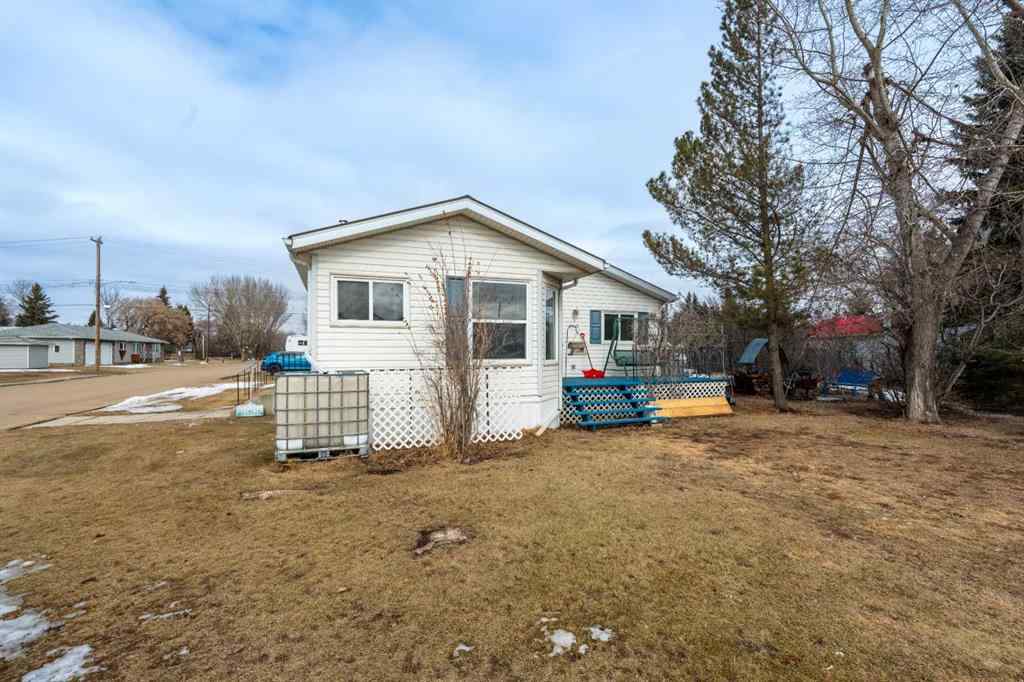 MLS® A2136707 - 5140 52 Avenue  in Viking Viking, Mobile