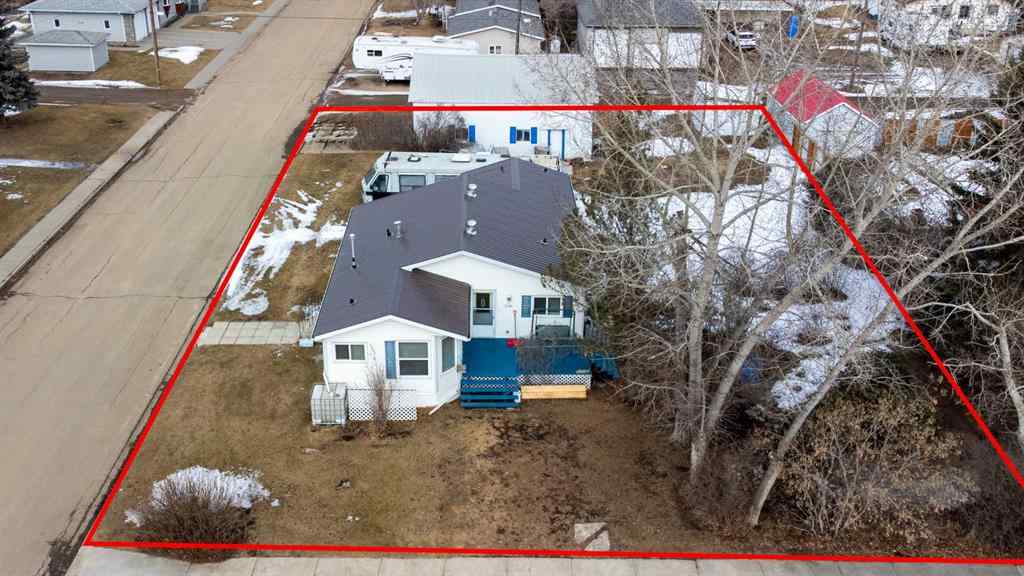 MLS® A2136707 - 5140 52 Avenue  in Viking Viking, Mobile