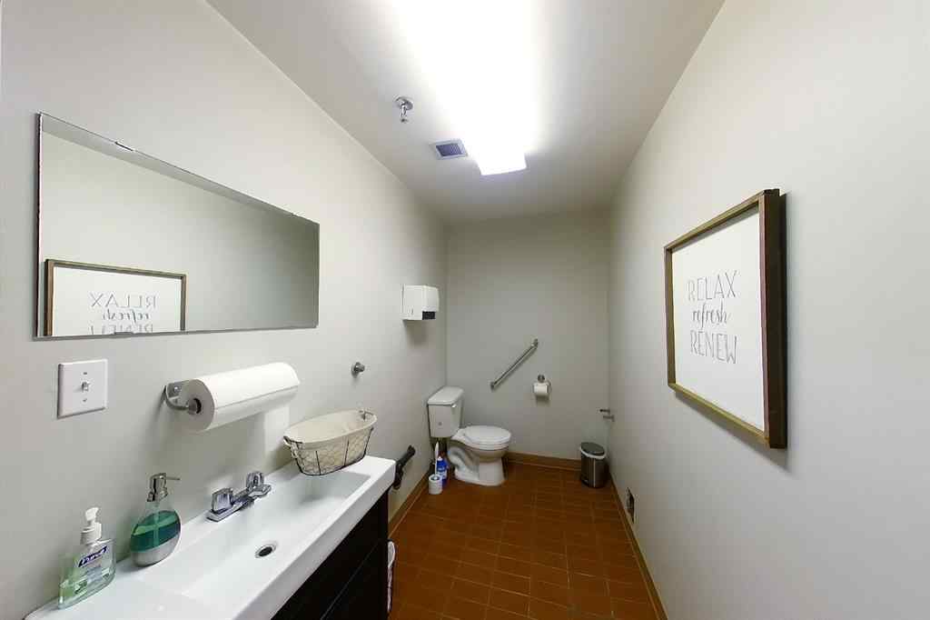 MLS® A2137168 - 4926 1 Avenue  in NONE Edson, Commercial