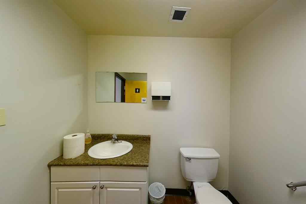 MLS® A2137168 - 4926 1 Avenue  in NONE Edson, Commercial