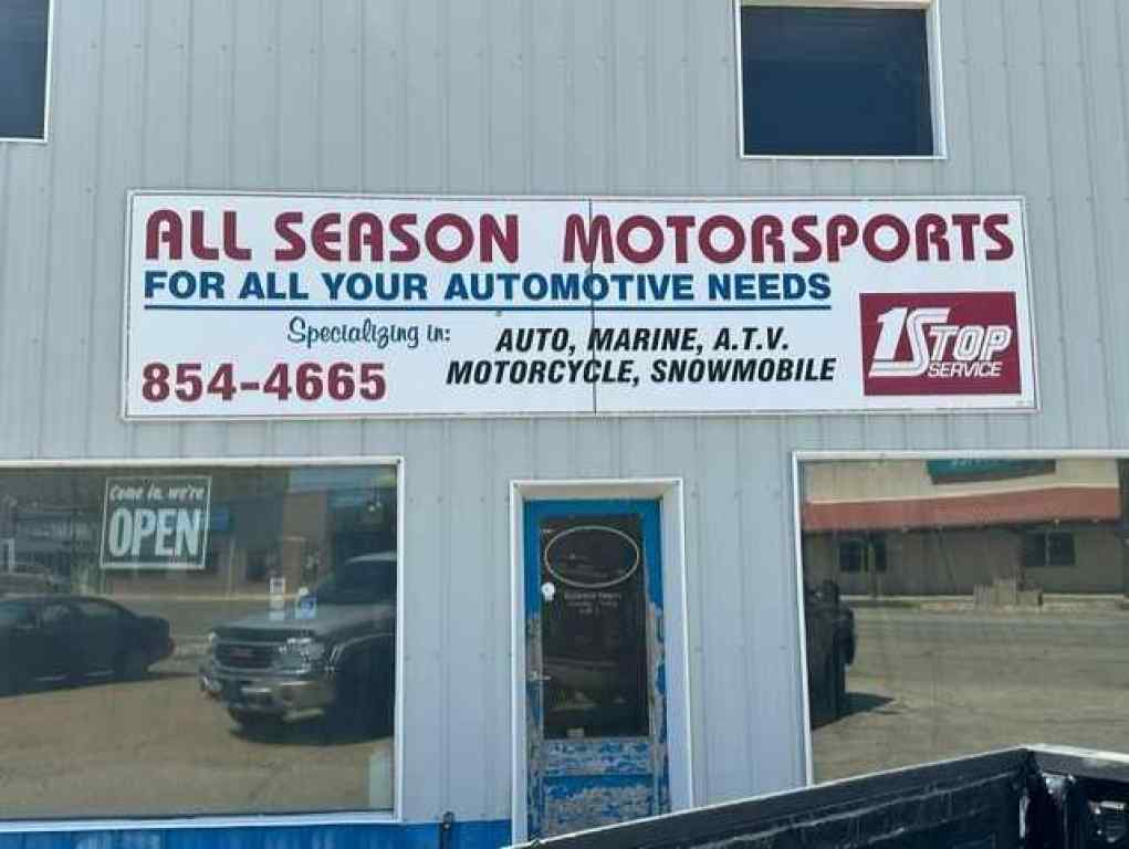 MLS® A2138034 - 301 2 Avenue W in Hanna Hanna, Commercial