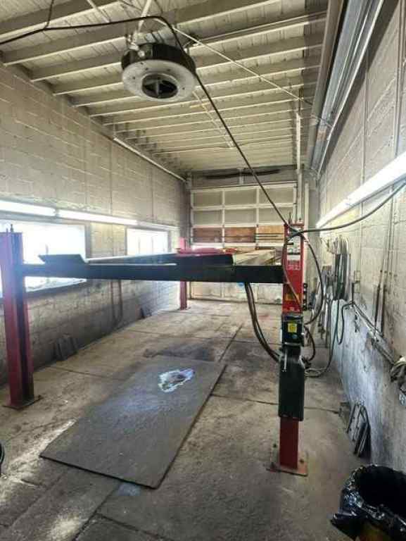 MLS® A2138034 - 301 2 Avenue W in Hanna Hanna, Commercial