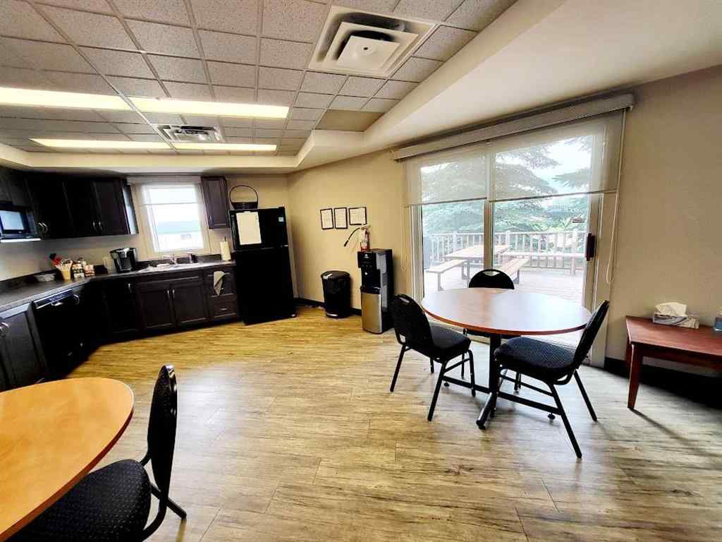 MLS® A2138557 - 4510 50 Street S in Sedgewick Sedgewick, Commercial