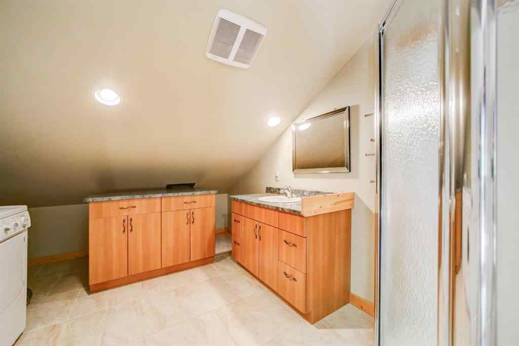 MLS® A2138561 - 2712 Valley Ridge Road N in  Frank, Residential