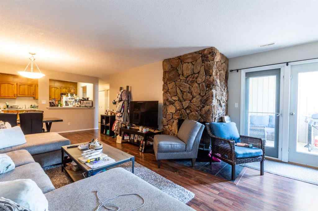 MLS® A2142005 - 4814 49 Street  in Downtown East Stettler, Commercial