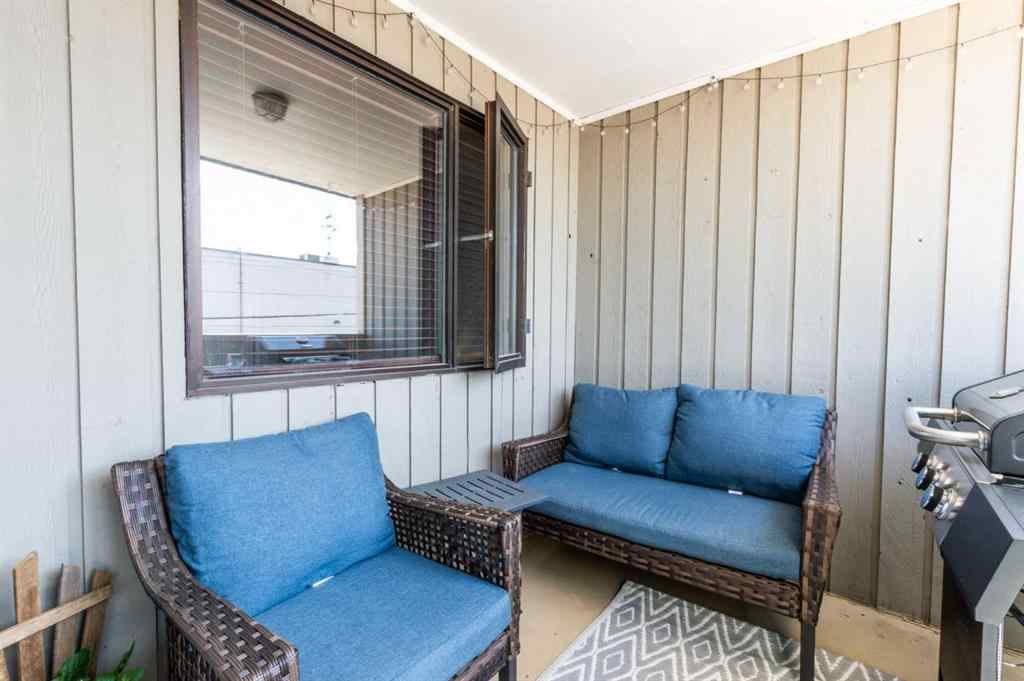 MLS® A2142005 - 4814 49 Street  in Downtown East Stettler, Commercial