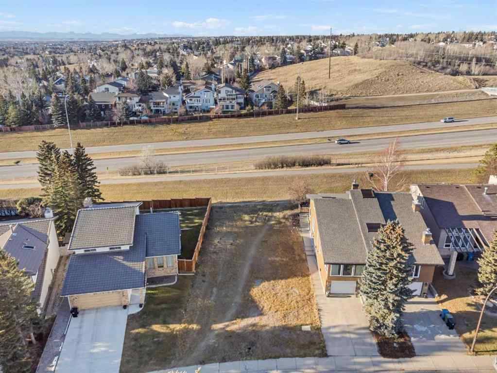MLS® A2142388 160 Edgehill Close NW Calgary, Alberta, T3A 2X1