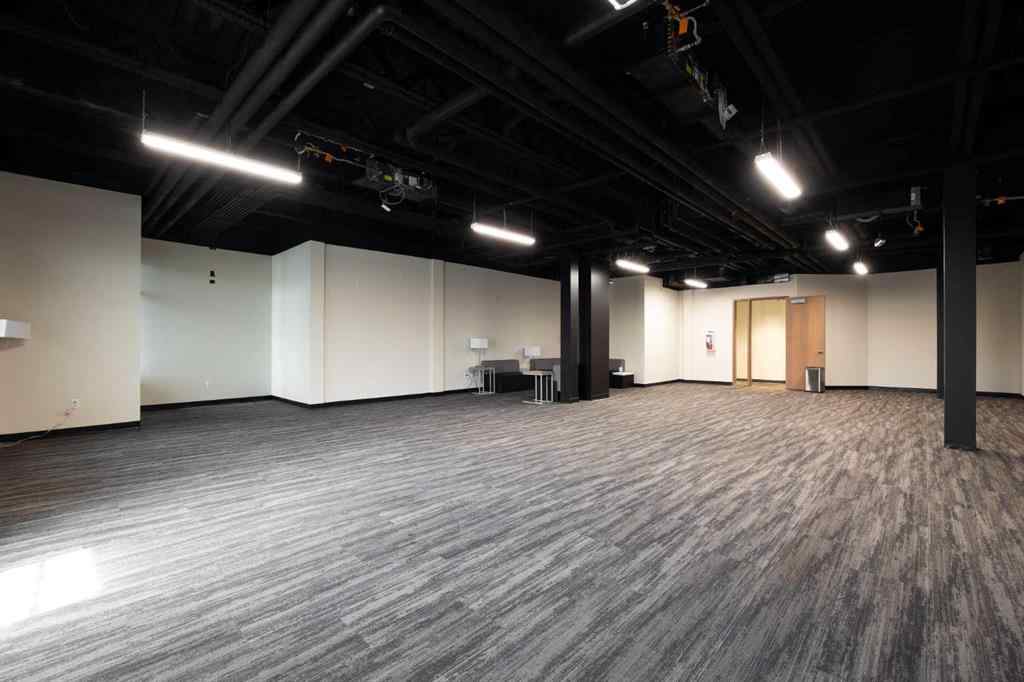 MLS® A2143113 - Unit #A 420 Taiganova Crescent  in Taiga Nova Eco-Industrial Park Fort McMurray, Commercial