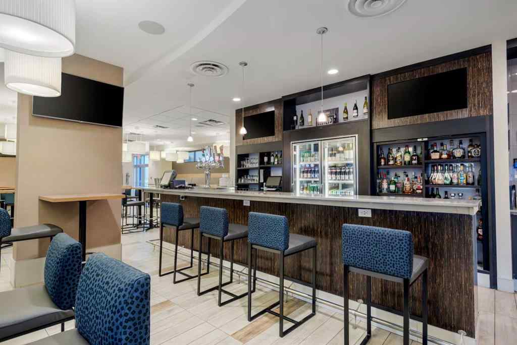 MLS® A2143113 - Unit #A 420 Taiganova Crescent  in Taiga Nova Eco-Industrial Park Fort McMurray, Commercial