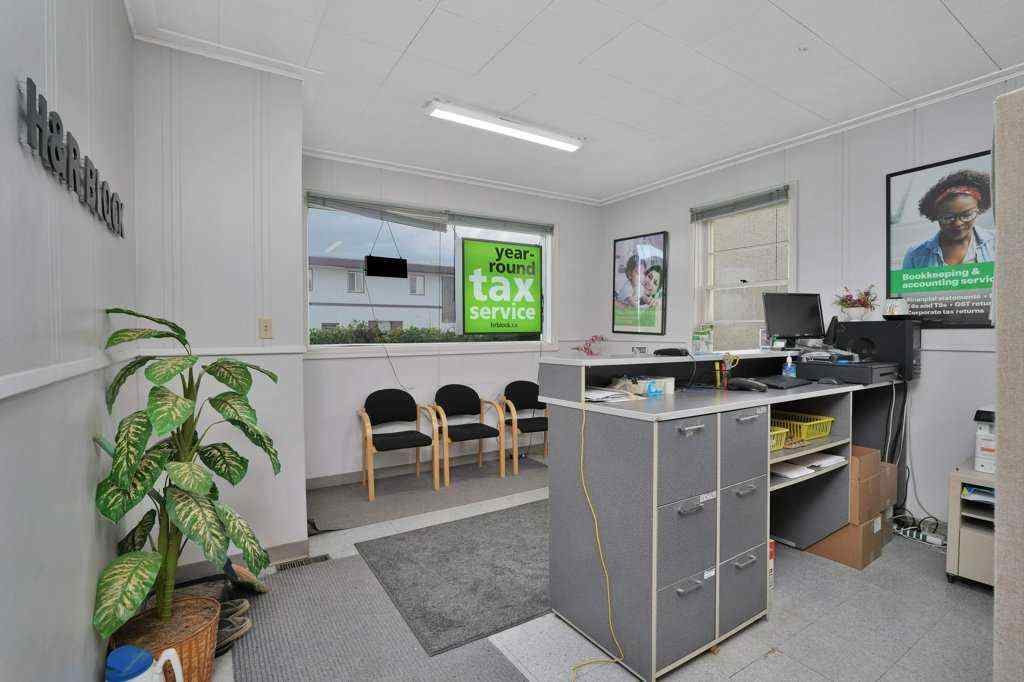 MLS® A2143120 - 4911 51 Street  in NONE Rimbey, Commercial