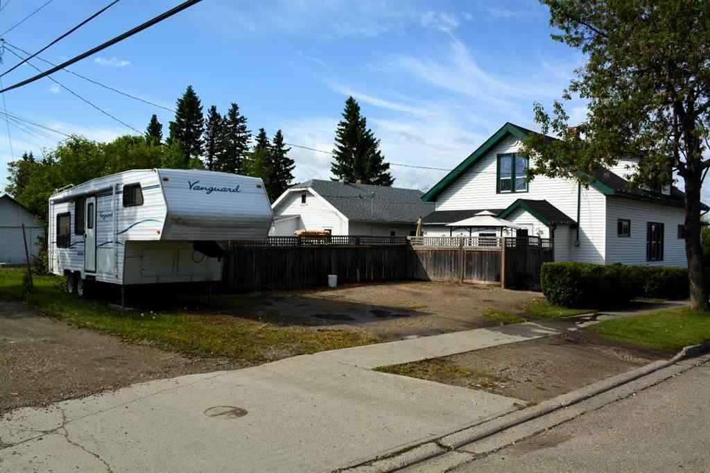 MLS® A2143131 - 723 50 Street   in Edson Edson, Residential
