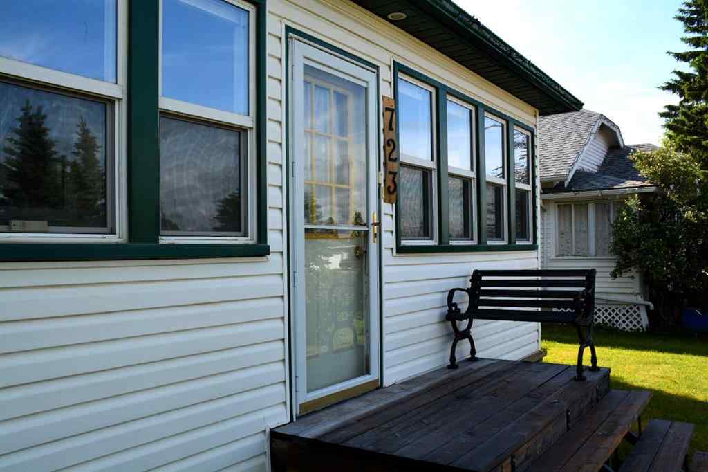 MLS® A2143131 - 723 50 Street   in Edson Edson, Residential
