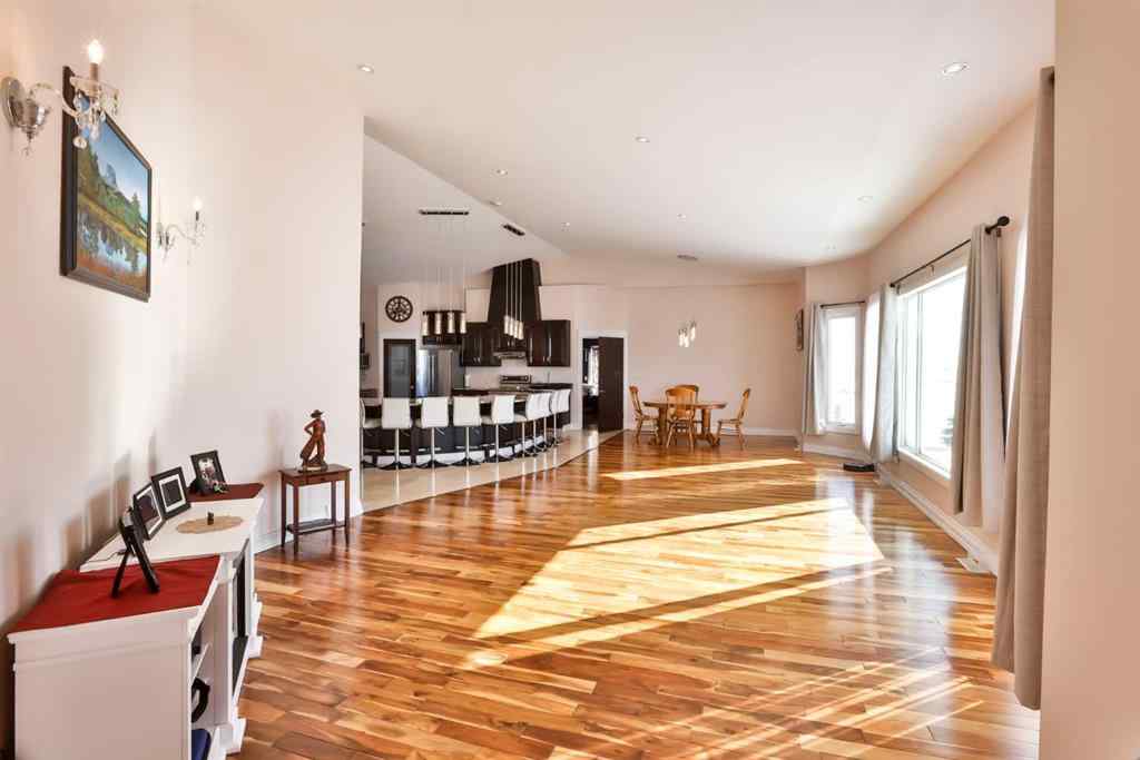 MLS® A2143158 - 328 Railway Avenue  in NONE Travers, Residential