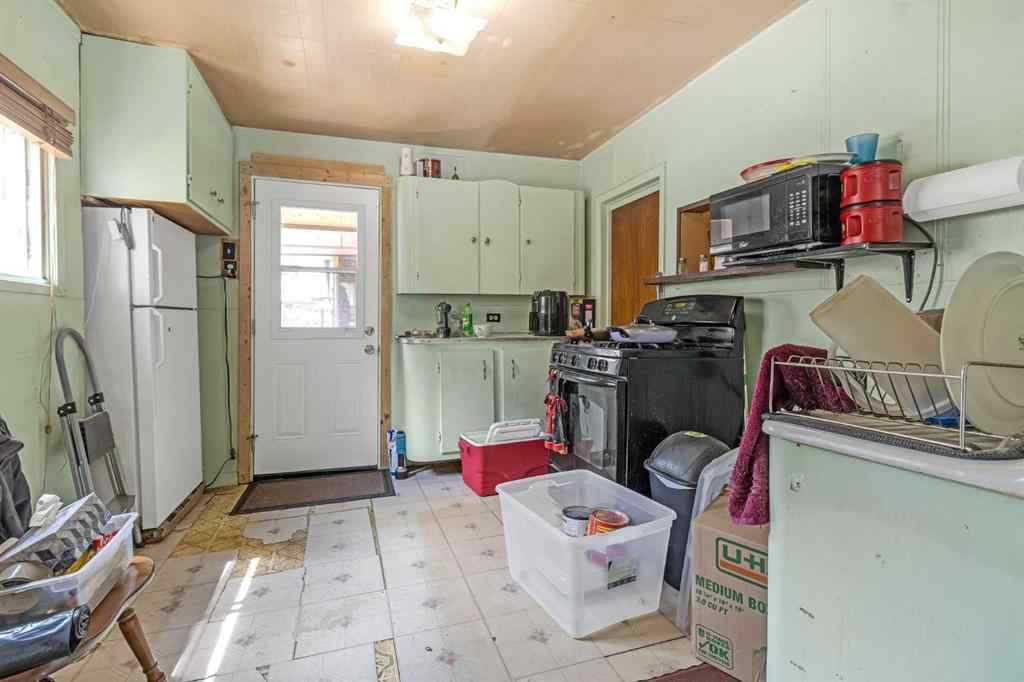 MLS® A2143385 - 6437 19 Street SE in Ogden Calgary, Residential