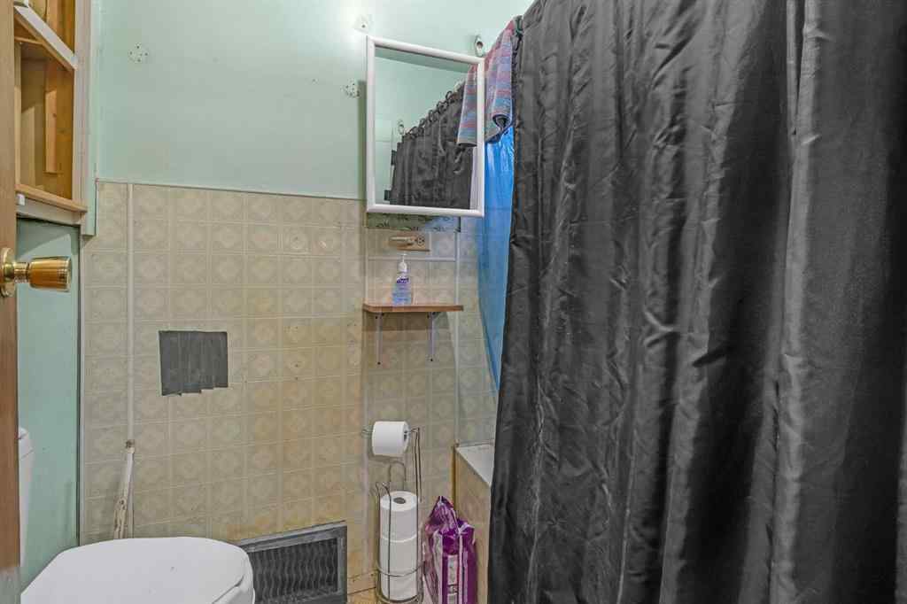 MLS® A2143385 - 6437 19 Street SE in Ogden Calgary, Residential